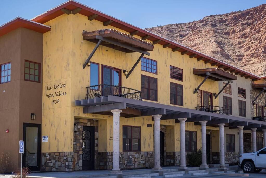 Luxury Downtown Rental - La Dolce Vita Villa #3 Moab Exteriör bild